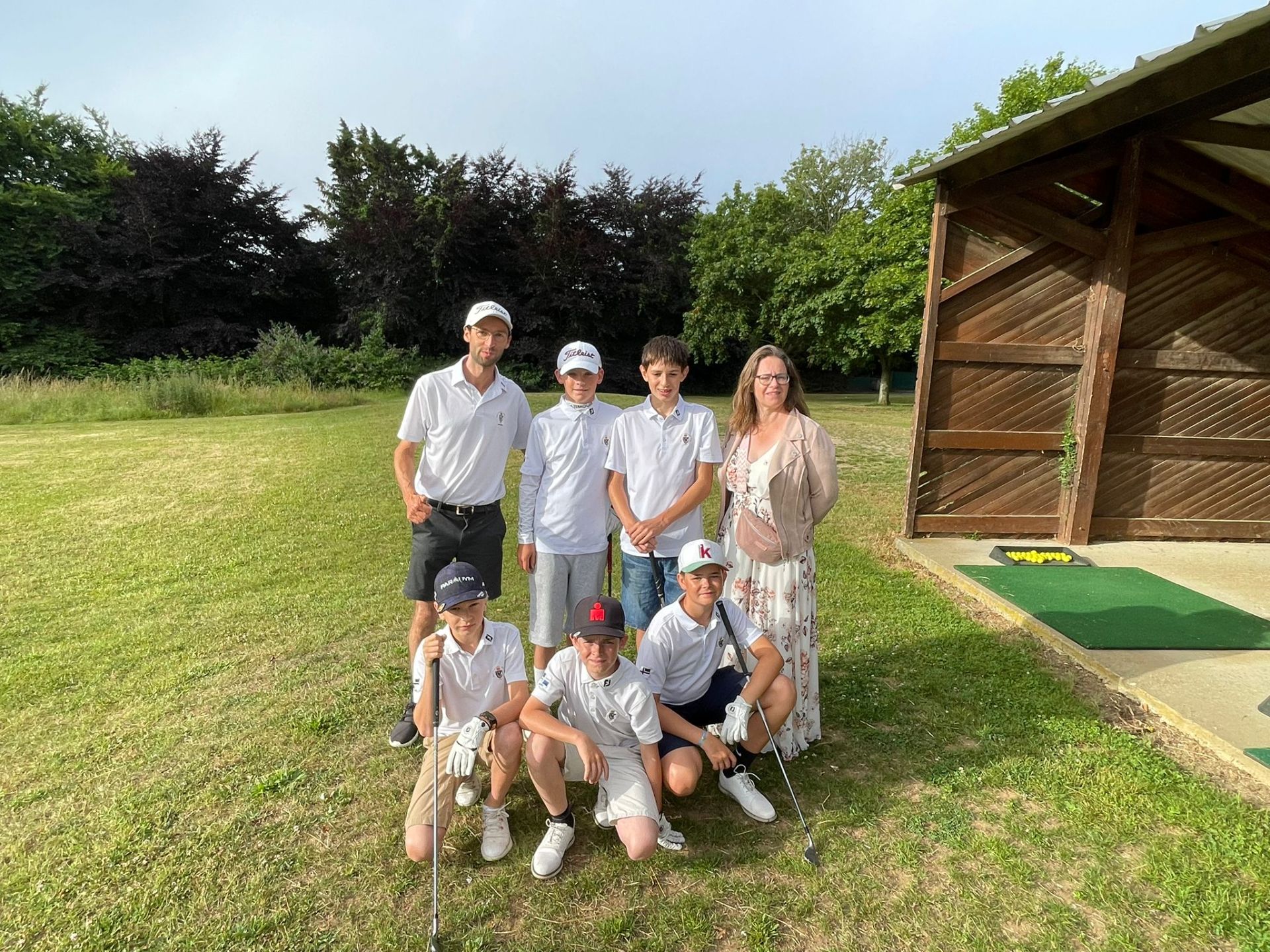 L'équipe U16 du Golf de Granville se maintient en Division 1 !